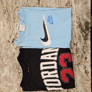 Two Jordan/Nike Hsort Youth Large